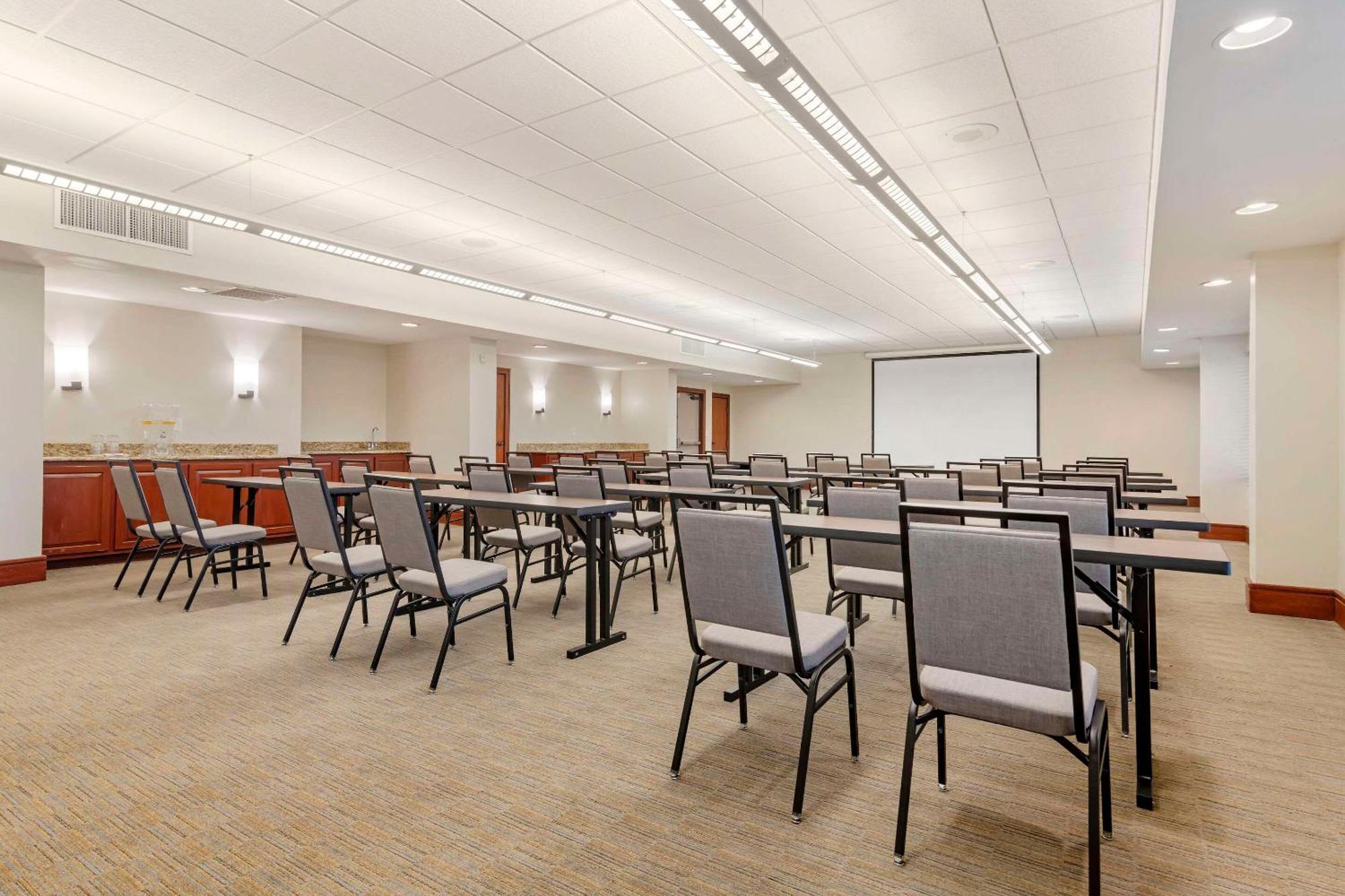 Country Inn & Suites By Radisson, Atlanta Galleria-Ballpark, Ga Смирна Экстерьер фото