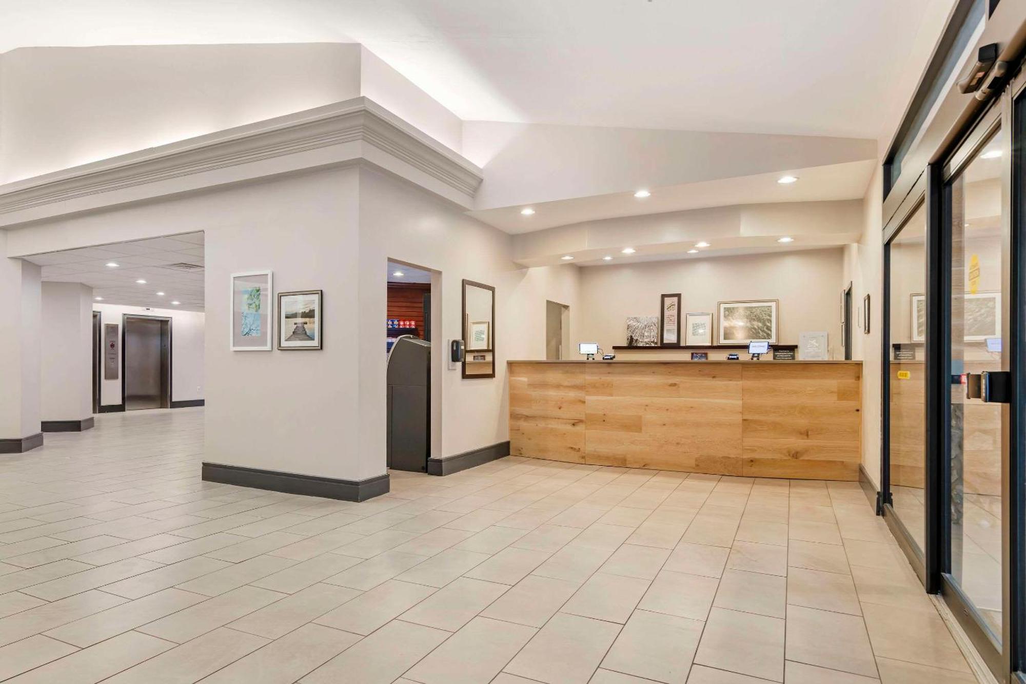 Country Inn & Suites By Radisson, Atlanta Galleria-Ballpark, Ga Смирна Экстерьер фото